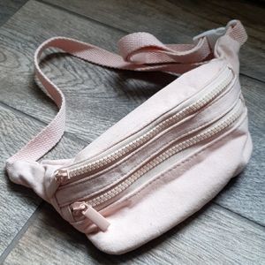 pink fanny pack